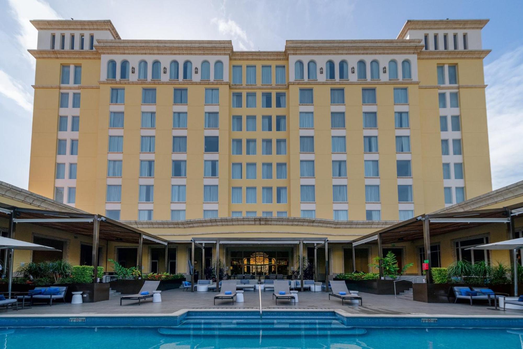 Intercontinental Tegucigalpa At Multiplaza Mall By Ihg Екстериор снимка