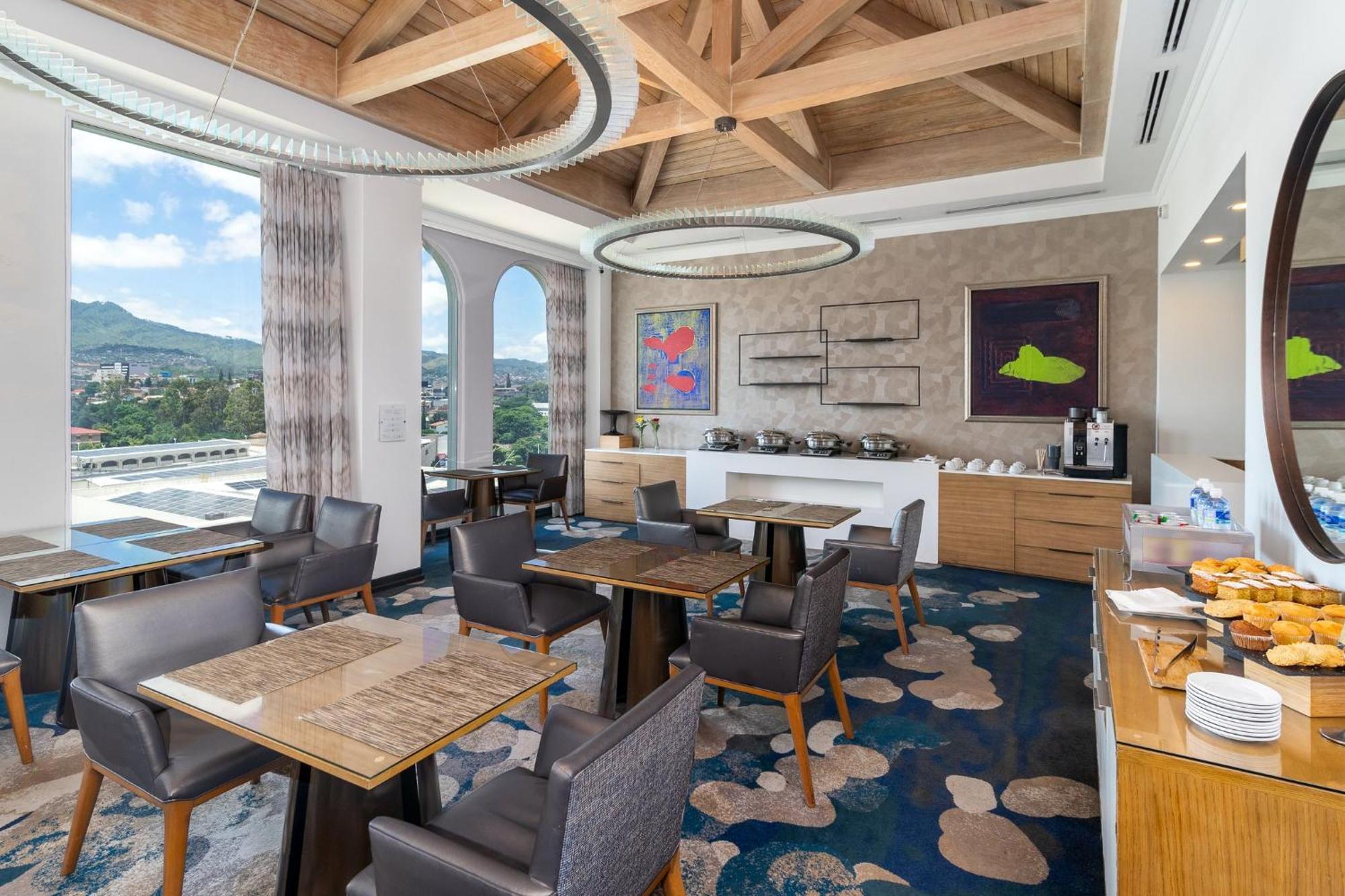 Intercontinental Tegucigalpa At Multiplaza Mall By Ihg Екстериор снимка