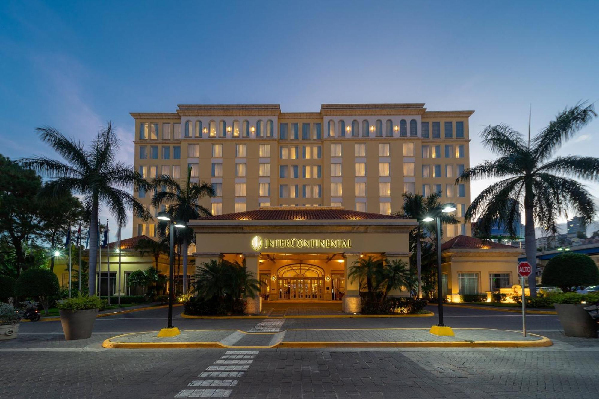 Intercontinental Tegucigalpa At Multiplaza Mall By Ihg Екстериор снимка